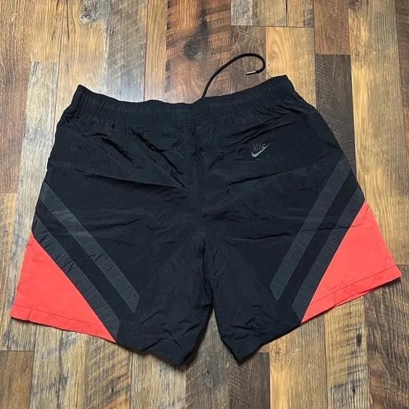 Basketball shorts - Picture 3 of 3